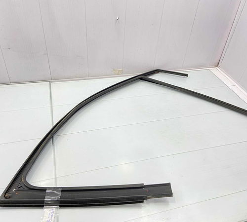 Borracha Canaleta Dianteira Esquerda Vw Up 2014/2020