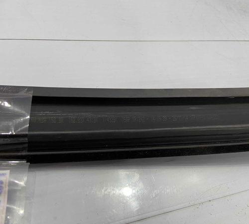 Borracha Canaleta Dianteira Esquerda Vw Up 2014/2020