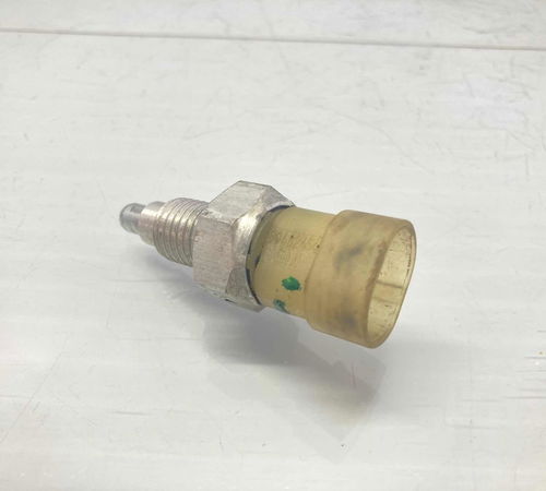 Botão Sensor Engate Ré Gm Montana 2013...
