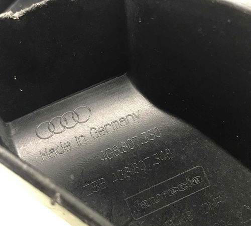 Guia Suporte Direito Pára-choque Traseiro Audi A6 2013/2016