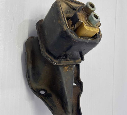 Suporte Esquerdo Motor Volkswagen Kombi 1.4 2006/2014