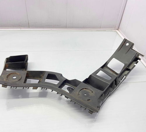 Guia Suporte Esquerdo Pára-choque Traseiro Vw Tiguan 2012/17