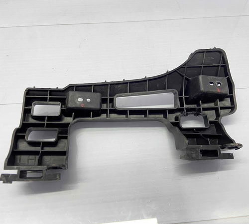 Guia Suporte Esquerdo Pára-choque Tras. Hyundai Hb20 13/18