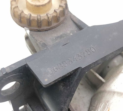 Farol Auxiliar Milha Esquerdo Citroën C4 Lounge 2014/2017