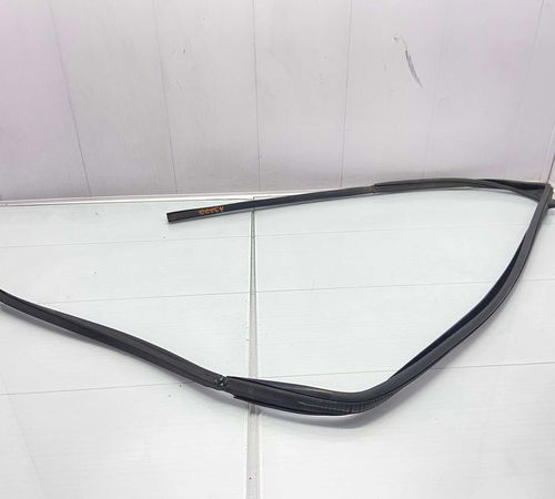 Borracha Canaleta Porta Dian. Direita Gm Montana 2012/2018