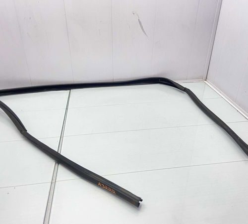Borracha Canaleta Porta Dian. Direita Gm...