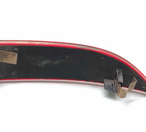 Refletor Olho De Gato Esquerdo Renault Sandero 2015/2020