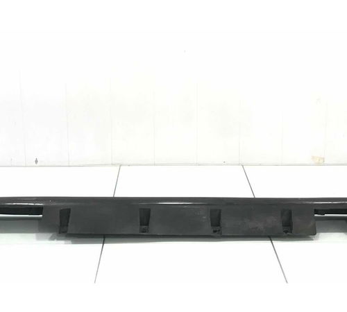 Spoiler Lateral Direito Caixa De Ar Nissan Tiida 08/15