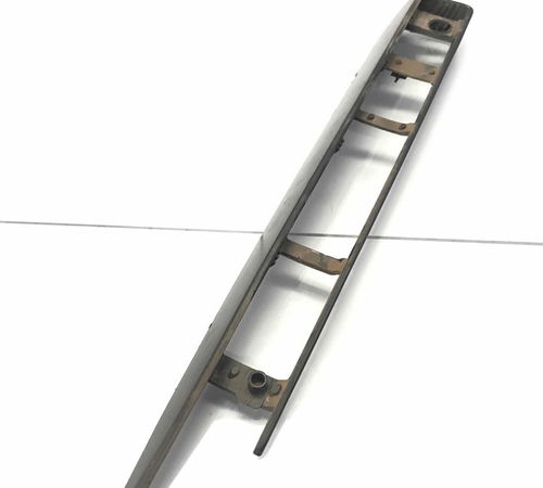 Moldura Rack De Teto Traseiro Esquerda Vw Tiguan 2011/2016