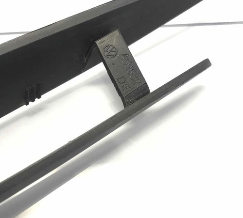 Moldura Rack De Teto Frontal Direita Vw Tiguan 2011/2016
