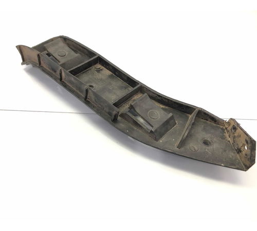 Guia Direito Pára-choque Dianteiro Volkswagen Polo 2003/2007