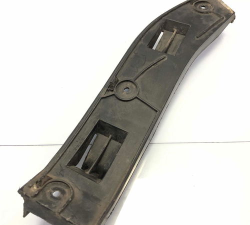 Guia Direito Pára-choque Dianteiro Volkswagen Polo 2003/2007