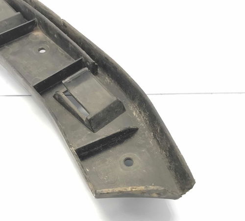Guia Esquerdo Pára-choque Dianteiro Volkswagen Polo 03/07