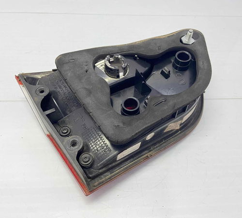 Lanterna Esquerda Tampa Traseira Fiat Grand Siena 2012/2021