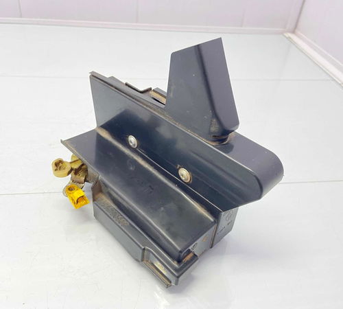 Fechadura Porta Dianteira Esquerda Renault Sandero 2015/2020