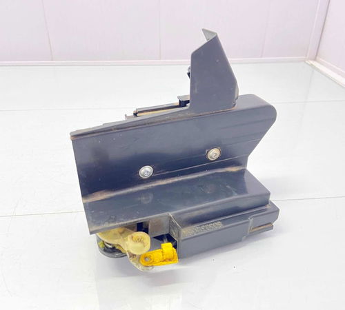 Fechadura Porta Dianteira Esquerda Renault Sandero 2015/2020