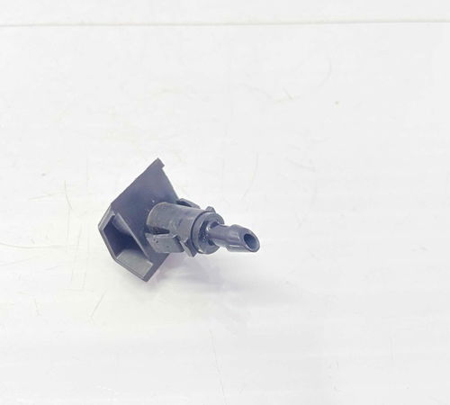 Brucutu Esguicho Dianteiro Nissan Versa 2012/2020