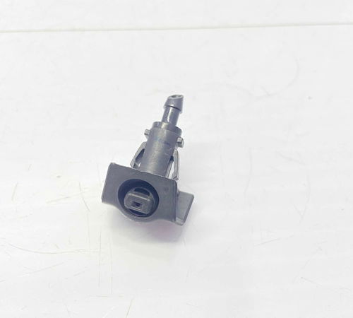 Brucutu Esguicho Dianteiro Nissan Versa 2012/2020