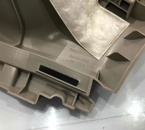 Moldura Superior Canto Direito Traseiro Honda Fit 2015/2020