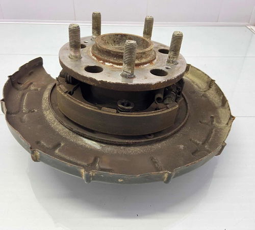 Cubo Rolamento Traseiro Esquerdo Hyundai Ix35 2.0 2008/2013