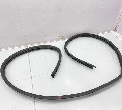 Borracha Vedação Porta Diant. Direita Renault Sandero 07/14