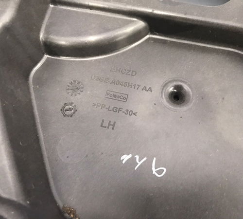 Forro Porta Dianteira Esq Ford New Fiest...