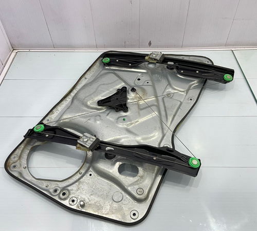 Maquinda De Vidro Dianteira Direita Volkswagen Tiguan 10/15