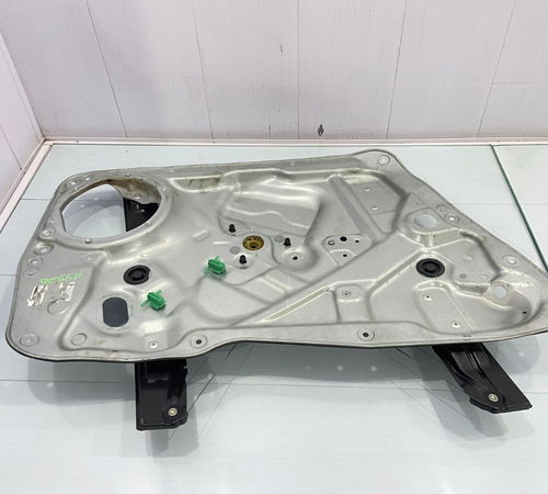 Maquina De Vidro Dianteira Esq Volkswagen Tiguan 10/15
