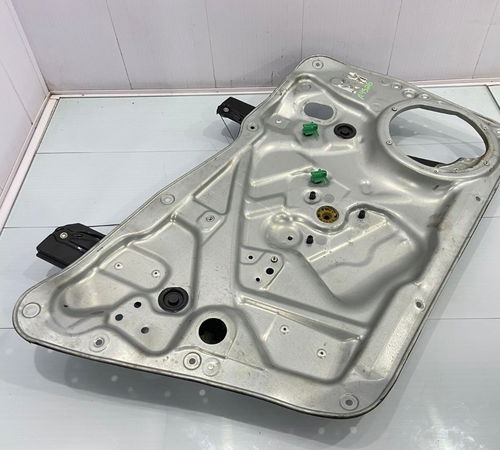 Maquina De Vidro Dianteira Esq Volkswagen Tiguan 10/15