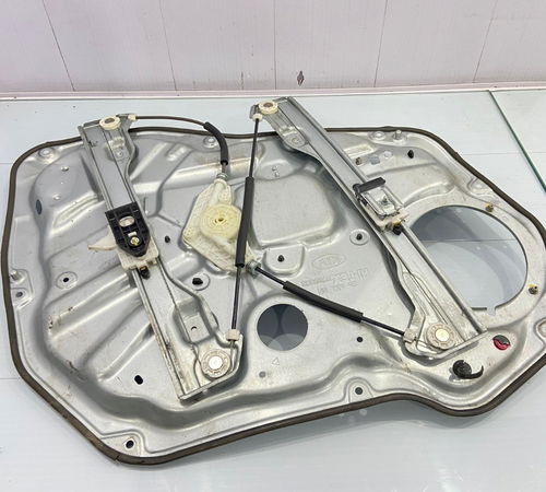 Maquina De Vidro Dianteira Direita Kia Sorento 09/15