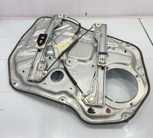 Maquina De Vidro Dianteira Direita Kia Sorento 09/15