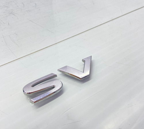 Emblema Sv Nissan Sentra 2013/2016