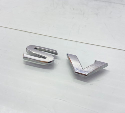 Emblema Sv Nissan Sentra 2013/2016