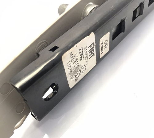Trilho Cinto Dianteiro Fiat Grand Siena 2012/2020