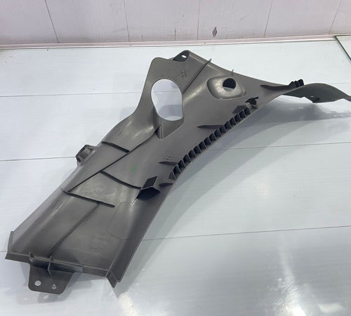 Moldura Interna Porta Traseira Esq Fiat Grand Siena 12/21