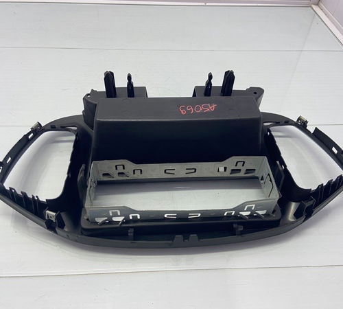 Moldura Central Painel Fiat Uno 2015/2021