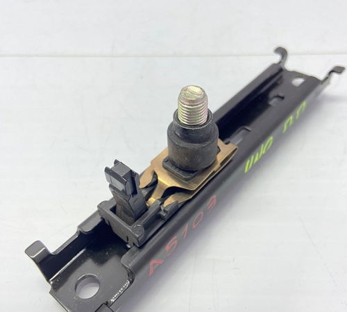 Trilho Cinto Dianteiro Direito Fiat Uno 2015/2021