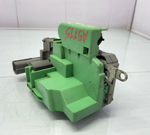 Fechadura Porta Dianteira Direita Fiat Uno 2015/2021