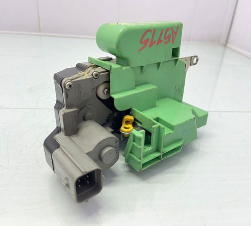 Fechadura Porta Dianteira Direita Fiat Uno 2015/2021