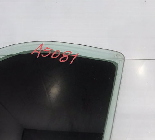Vidro Vigia Traseiro Direito Fiat Uno 2015/2021