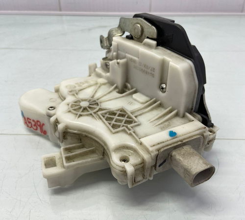 Fechadura Porta Traseira Esq Volkswagen Gol Voyage 09/20