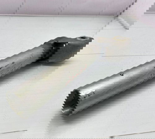 Canote Inferior Coluna Direção Toyota Hilux 2020/2023