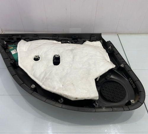 Forro Porta Traseira Direita Chevrolet Cruze 2017/2023