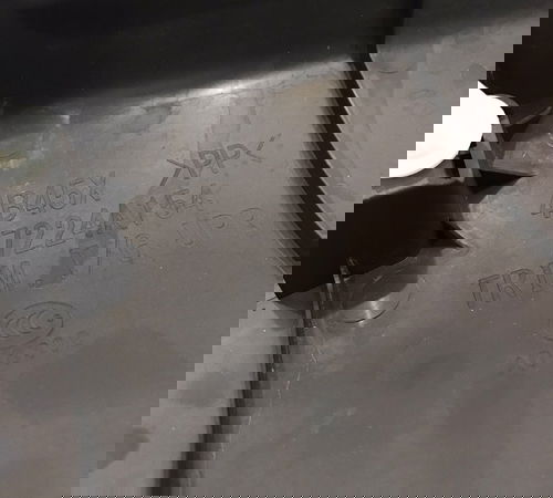 Moldura Acabamento Capo Tras Mitsubishi Outlander 13/15