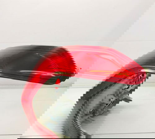 Lanterna Direita Peugeot 2008 2013/2020 C/det