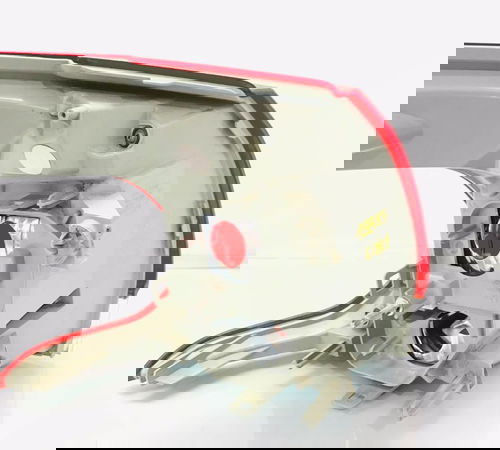 Lanterna Direita Peugeot 2008 2013/2020 C/det