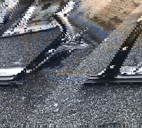 Retalho Lateral Dir Caixa De Ar Fiat Gra...