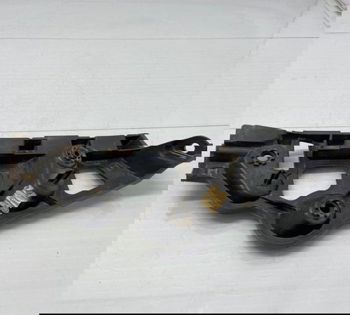Guia Direito Parachoque Traseiro Renault Sandero 2015/2020