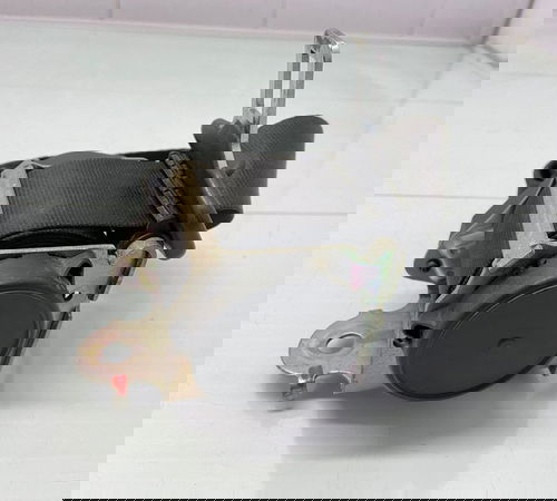 Cinto Traseiro Esquerdo Renault Sandero 2015/2020