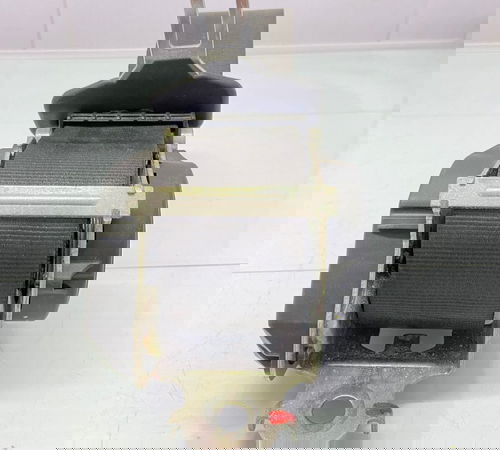 Cinto Traseiro Esquerdo Renault Sandero ...